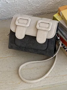 Δίχρωμη vintage γυναικεία τσάντα χιαστί με διακοσμητικές αγκράφες για καθημερινή χρήση