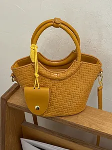 Sac seau tissé jaune moutarde rétro pour femme avec poignée ronde et bandoulière