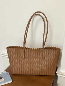 Borsa Tote Intrecciata da Donna Con Bordo a Onde Grande Capacità in Pelle PU Borsa a Spalla Retro Moda Pendolare Semplice