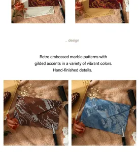 Détails d'enveloppes vintage avec gaufrage doré et motifs marbrés très élégants