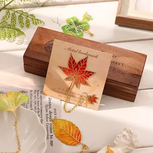 Creative metal leaf bookmark set with gold chain and vintage aesthetic for book lovers