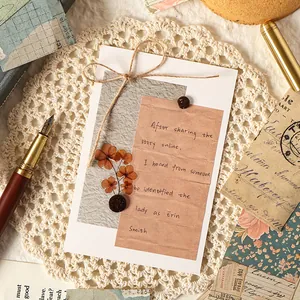 Kit de matériel de scrapbooking vintage avec fleurs séchées et cartes décoratives