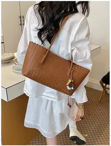 Grand sac cabas tressé marron, élégant sac à bandoulière d'été pour femmes actives