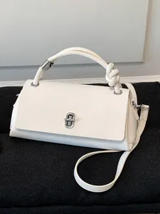 Damen Minimalistische PU Leder Quadratische Umhängetasche Retro Gedrehter Griff Handtasche Einfacher Metallverschluss Schultertasche