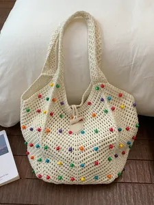 Bolso tote de ganchillo calado con cuentas de colores para playa y vacaciones de verano