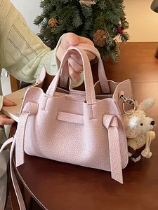 Sac à main élégant en cuir grainé rose pour femmes, cabas chic avec détails de nœuds