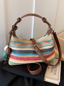 Borsa a mano in paglia intrecciata arcobaleno con tracolla in pelle per la spiaggia