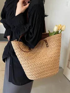 Grand sac fourre-tout en paille tissé à la main avec anses en cuir pour vacances à la plage