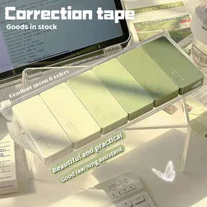 Detailoverzicht van 6-kleuren gradient groene correctietape set in een ritszakje