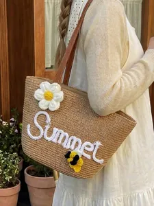 Women Hand-Woven Straw Bucket Bag Summer Beach Vacation Basket Bag With Floral Bee Embroidery Handbag Fashion Commute Pouch