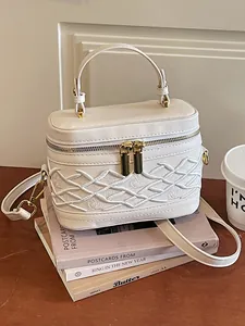 Elegante mini bolso de caja blanco crema con bordado floral para mujer diseño nicho