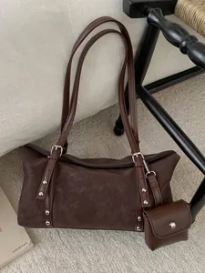 Elegante borsa a cuscino in ecopelle marrone per donna con mini pochette staccabile
