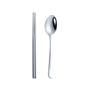 Tragbares Besteckset aus Edelstahl inklusive Löffel und Stäbchen für Outdoor-Reisen