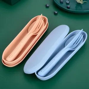 Juego de cubiertos portátiles de paja de trigo con cuchara y tenedor