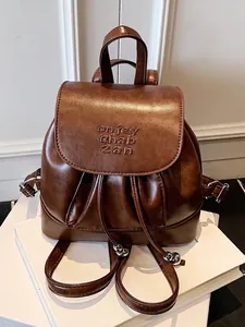 Brauner Vintage-Lederrucksack für Damen mit Prägung und Kordelzug