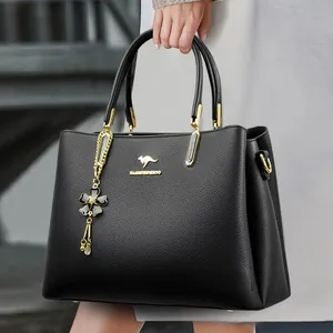 Women Fashion PU Leather Tote Bag Litchi Grain Handbag Elegant Shoulder Crossbody Bag With Flower Pendant Kangaroo Logo