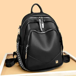 Zaino elegante in morbida pelle nera per donna con design da viaggio altamente versatile