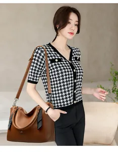 Bolso tote grande de cuero sintético marrón con cinta de pata de gallo para mujer