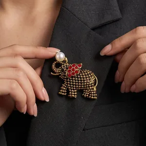 Vintage Legering Olifant Brosche Voor Vrouwen Antiek Goud Strass Kunstparel Dier Revers Corsage Mode Sieraden Accessoire