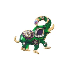 Sierlijke groene emaille olifant broche met schitterende kristallen voor kleding decoratie