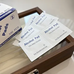100 tamponi di alcol etilico al 75% per la pulizia professionale dei tuoi gioielli