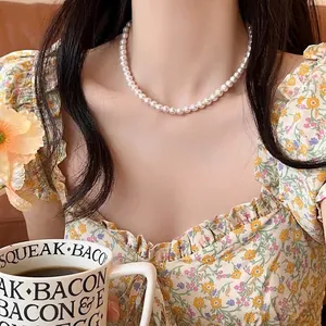Elegant White Artificial Pearl Choker Necklace For Women Minimalist Dainty High End French Retro Pearl Strand Jewelry Gift