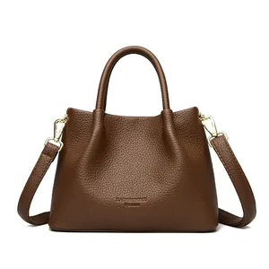 Elegante bolso de mano de cuero granulado marrón con bandolera ajustable mujer