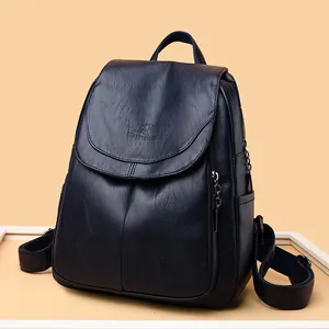 Sac à dos à la mode en cuir souple bleu foncé pour femmes avec une grande capacité