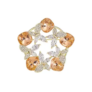 14K vergoldete Schmetterlingsbrosche mit orangefarbenem K9-Glas und Zirkonia