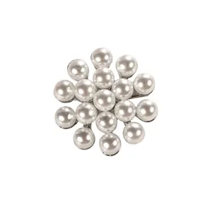 Elegant flower-shaped white pearl brooch pin accessory for suits evening dresses and coats