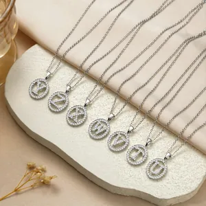 Collana con Pendente a Lettera Iniziale in Rame Placcato Argento e Zirconia per Donna Elegante Minimalista Collana con Alfabeto Gioielli
