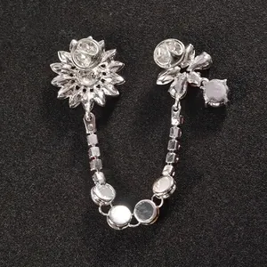 Elegant snowflake chain brooch with butterfly clasp for suit lapels