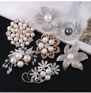 Elegant pearl and rhinestone floral brooches set for women's evening dresses.