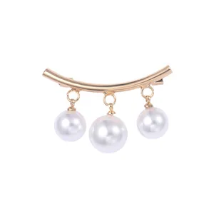 Elegant gold-tone curved brooch with three dangling white pearls for women's suits