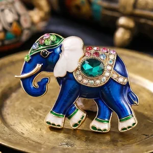 Vintage Luxe Blauwe Olifant Brosche Prachtige Legering Strass Dier Reversspeld Voor Pak Banket Unisex Sieraden Cadeau