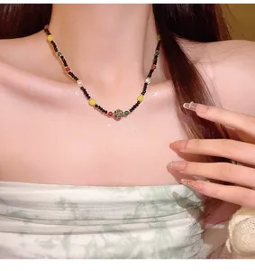 Elegante bunte Kunstkristallkette für Damen im Vintage-Stil