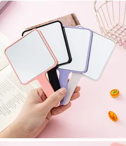 Specchi da trucco quadrati portatili in rosa, viola, nero e bianco di qualità