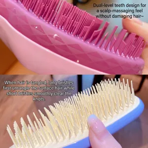 Cepillo desenredante con cerdas de doble longitud para masaje y cabello suave.
