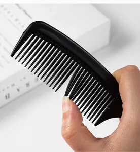 High-quality flexible black professional barber comb made of durable nylon material
