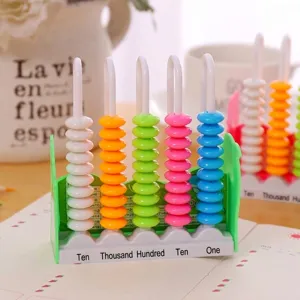 Ábaco de 5 columnas de colores para niños que aprenden matemáticas