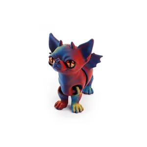 Primer plano de una figura de chihuahua demonio impresa en 3D con degradado arcoíris