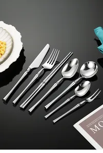 Detailed view of mirror polished 304 stainless steel cutlery set with slim handles
