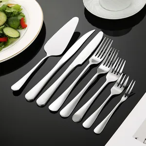 Juego de cubiertos de acero inoxidable engrosado con cuchillos de carne y tenedores