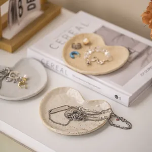 Bandeja de Joyería de Cerámica Minimalista Forma de Corazón Anacardo Abanico Soporte de Incienso para Anillos Pulseras Decoración Hogar
