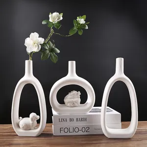 Vaso di Ceramica Bianca Minimalista Moderno con Intaglio dello Zodiaco Cinese Ornamento Creativo Scultura Geometrica Statua per Soggiorno Casa