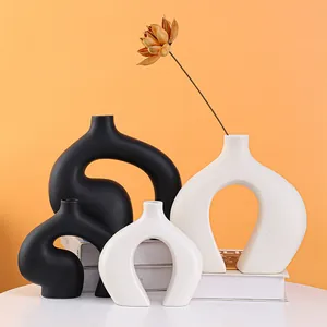 Minimalist Ceramic Vase Modern Geometric Hollow Flower Arrangement Pot Decorative Matte Vase For Living Room Home Decor