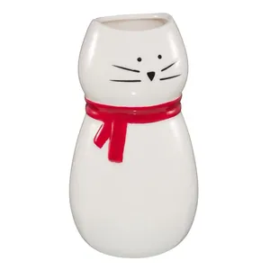 Minimalistische witte keramische kattenvaas met rode sjaal voor huisdecoratie