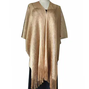 Elegante scialle dorato in filo metallico con frange luccicanti per abiti da sera formali