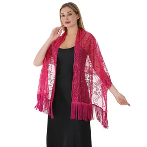Châle exquis en dentelle à paillettes fuchsia avec de longues franges pour robes de soirée.
