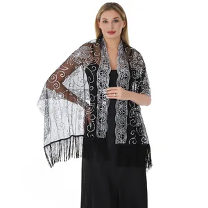 Châle en dentelle noire élégant avec paillettes argentées et franges pour le soir